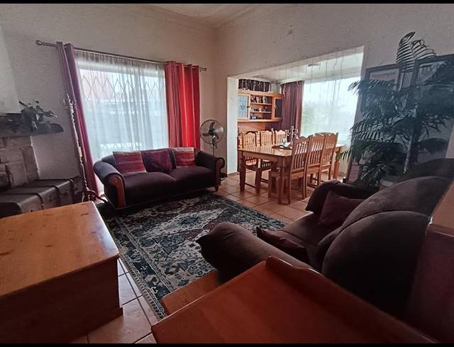 2 BEDROOM HOUSE FOR SALE IN FISHERS HILL